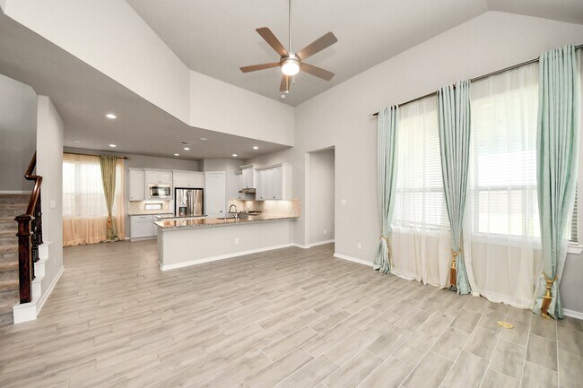 Building Photo - 24754 Levante Dr