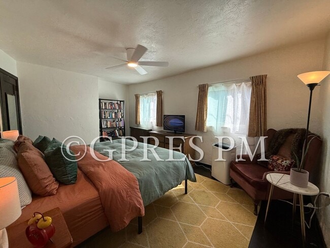 Building Photo - Classic Lawrenceville Row House – Walkable...