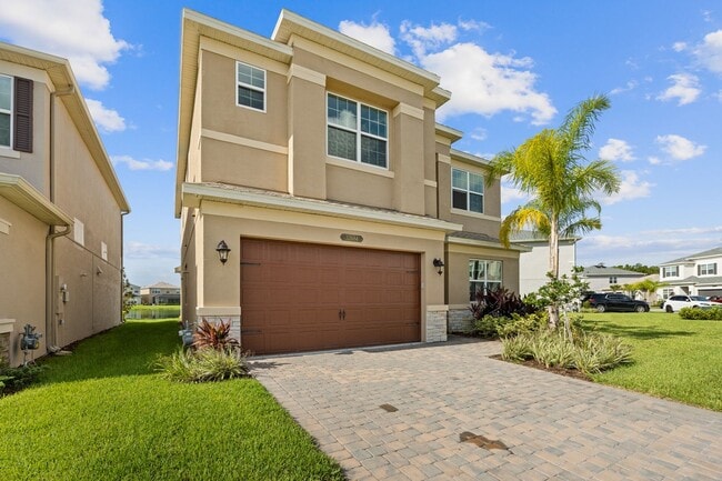 Building Photo - Resort Style Amenities - 2024 Home