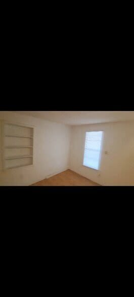 Building Photo - 7817 West Dr