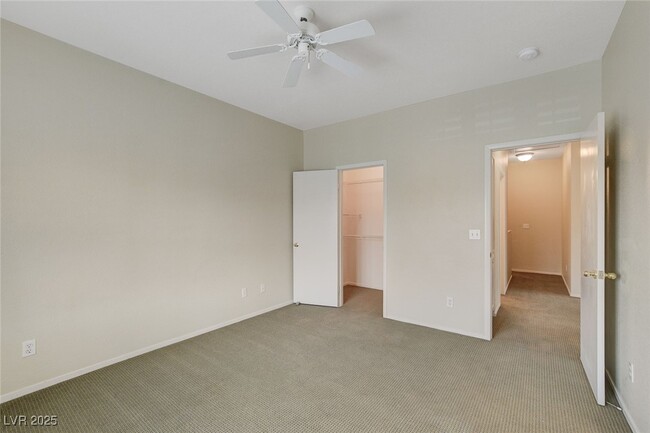 Building Photo - 251 S Green Valley Pkwy
