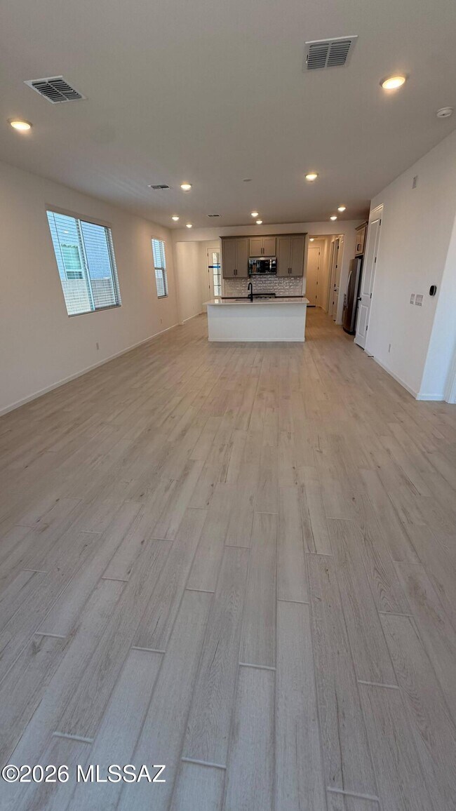 Building Photo - 5953 E Jayden Ln