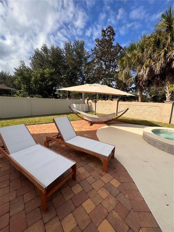 Building Photo - 11737 Verrazano Dr