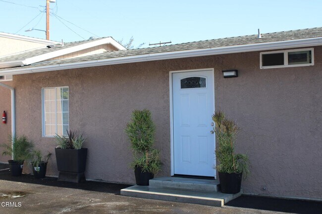 Primary Photo - 10031 Marcus Ave