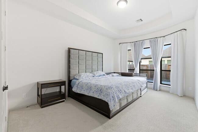 Building Photo - 2215 Crystal Reef Ct