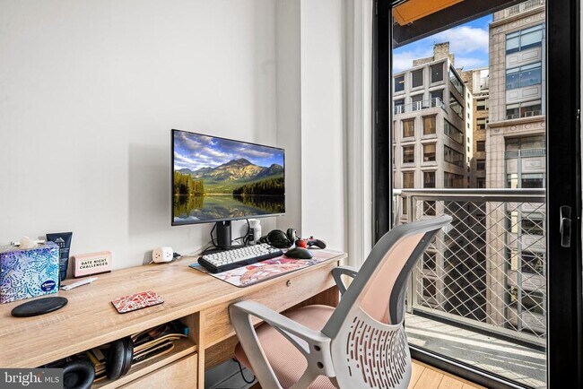 Building Photo - 631 D St NW