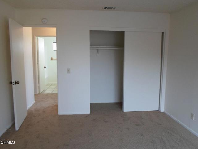 Building Photo - 5122 Longfellow Way
