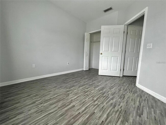 Building Photo - 6011 Skydale Way