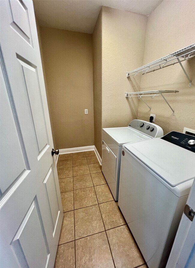 Building Photo - 5119 Big Meadow Ln