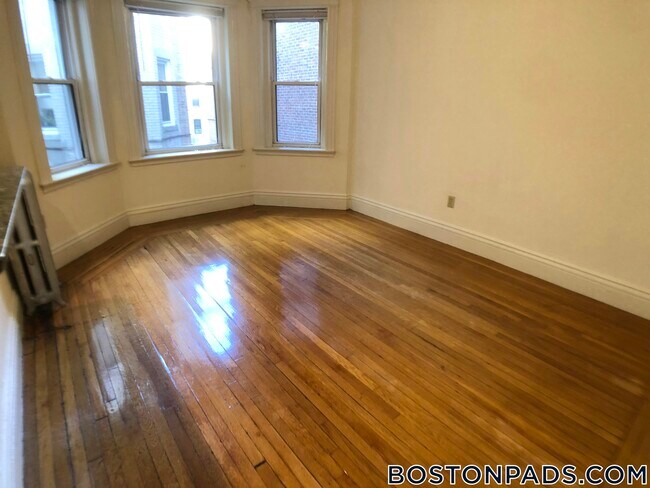 Building Photo - 112 Jersey St