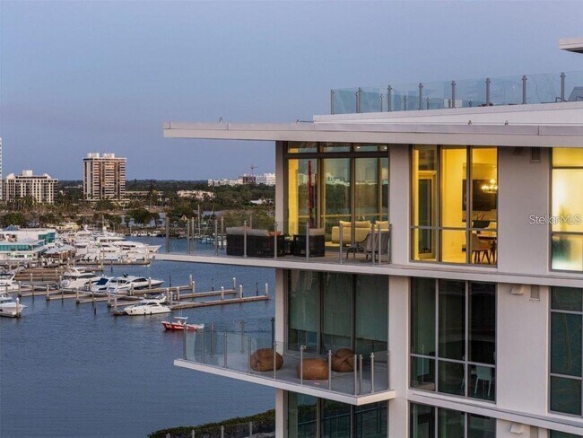 Building Photo - 111 Golden Gate Point