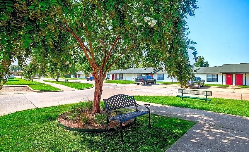 Windsor Housing 2020 N Hearne Ave Shreveport LA 71107 Apartment Finder