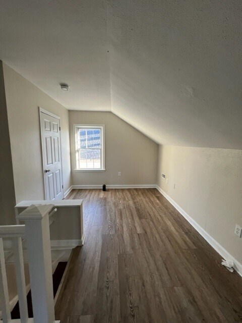 Building Photo - 172 Watkins Ct