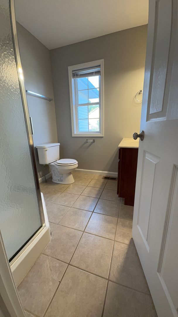 Building Photo - 1327 Cobble Creek Cir