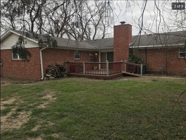 Building Photo - Beautiful 4 Bedroom 2 Bath home