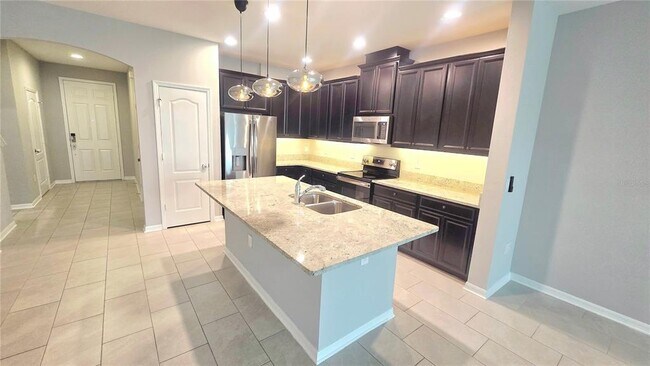 Building Photo - 11992 Sands Cv