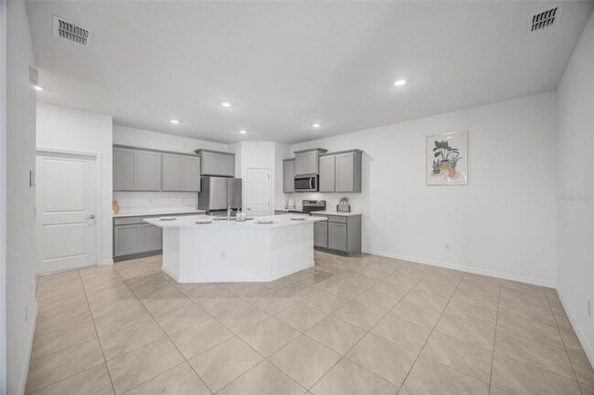 Building Photo - 2555 Bending Bonsai Dr