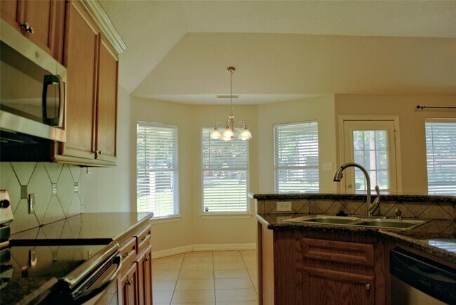 Building Photo - 23750 Horseshoe Bend