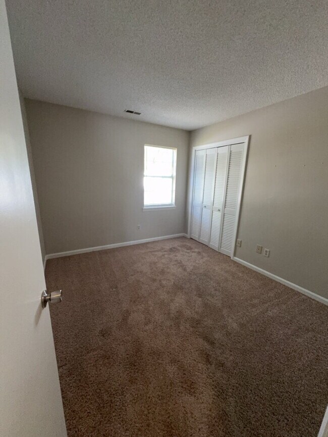 Building Photo - 2903 Norbrick St