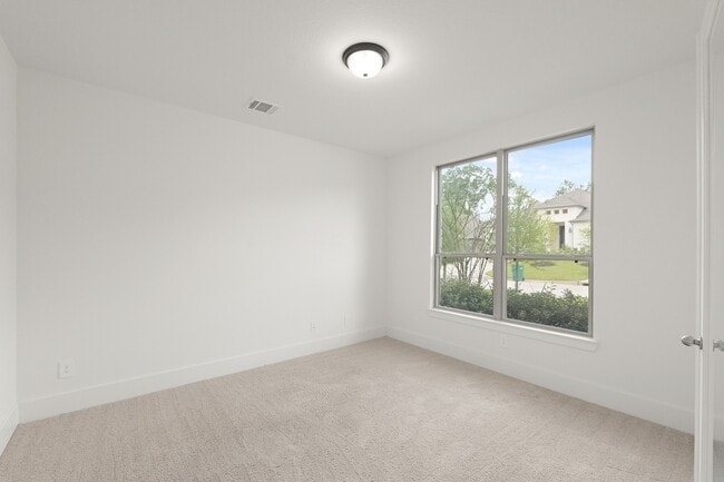 Building Photo - 406 Nocturne Rdg Dr