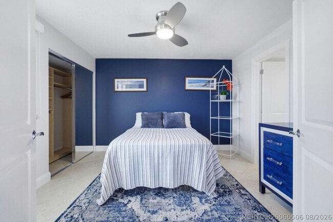 Building Photo - 3901 S Flagler Dr