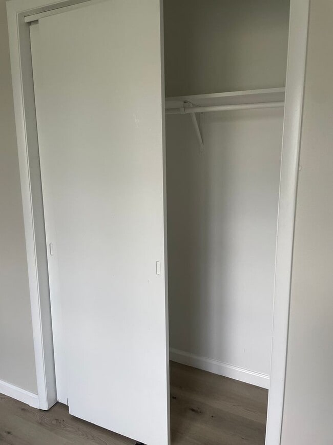 Building Photo - 5918 Medders St