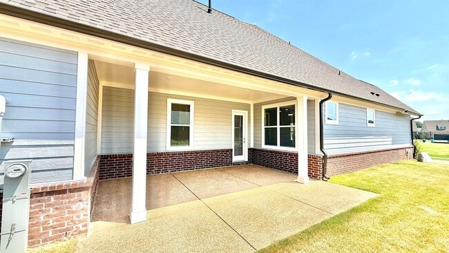 Building Photo - 5695 Pleasant Pk Pl