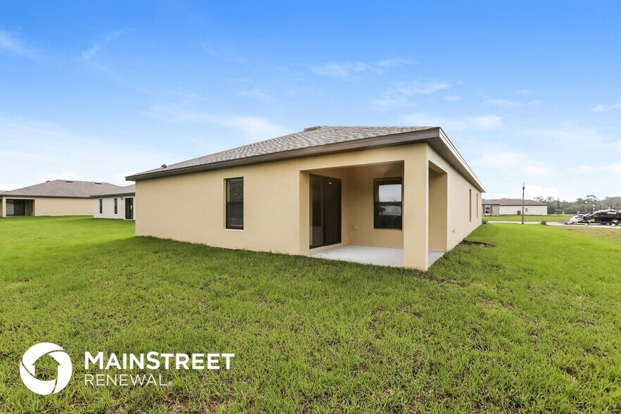 Building Photo - 35665 Rose Moss Ave