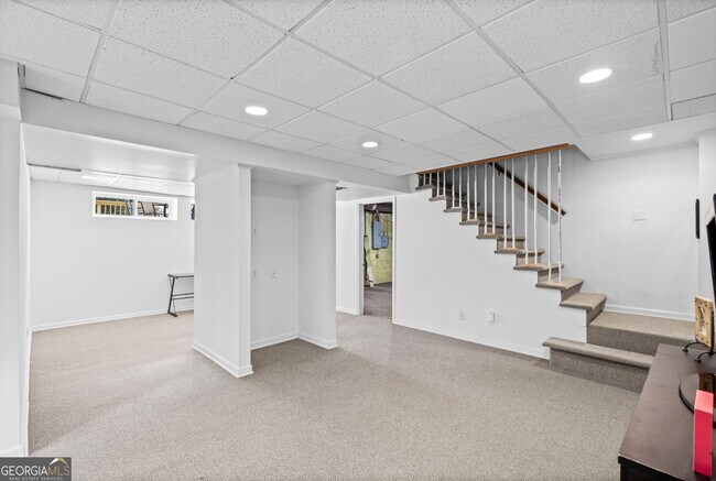 Building Photo - 5291 Manhasset Cove