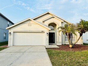 Building Photo - 8885 Palisades Beach Ave