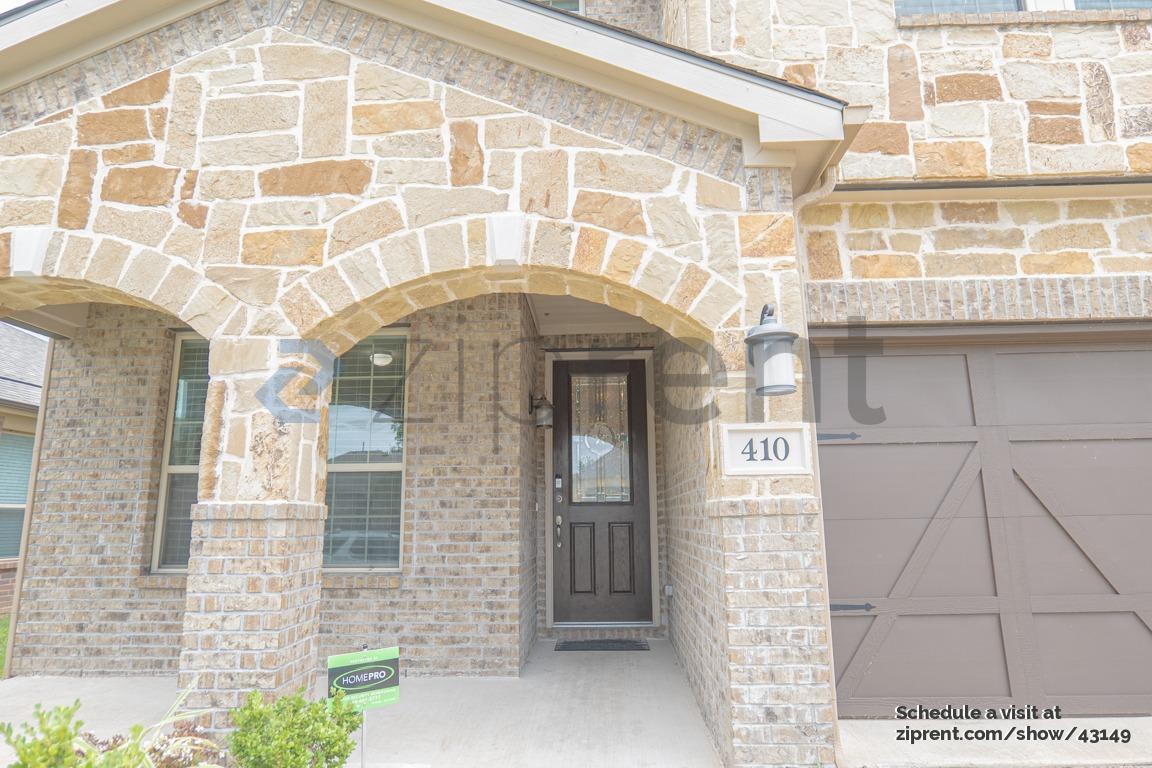Building Photo - 410 Club House Dr
