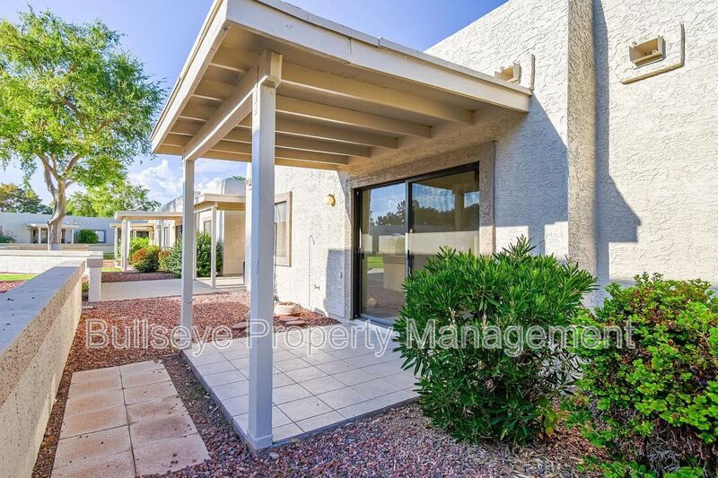 Building Photo - 18624 N 93rd Ave