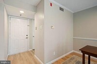 Building Photo - 1504 Lincoln Way