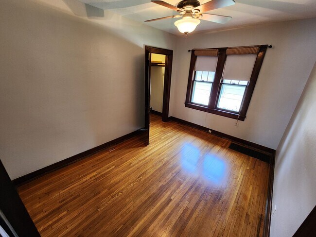 Building Photo - 1210 S Jefferson Ave