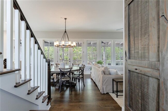 Building Photo - 1000 Loliver Ln