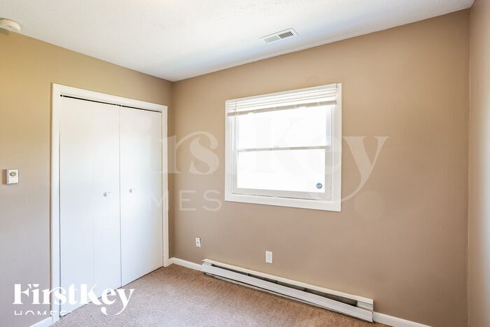 Building Photo - 2634 Westleigh Dr