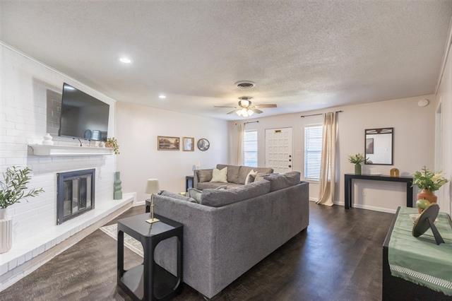 Building Photo - 3333 S 27th St