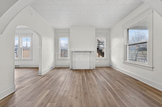 Building Photo - 1409 Hamill Ave