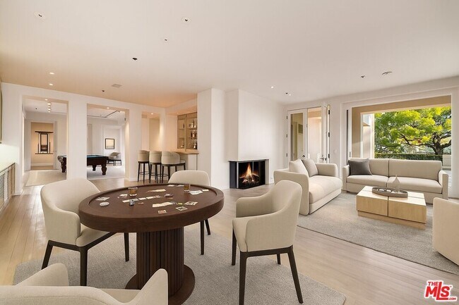 Building Photo - 1136 Calle Vista Dr