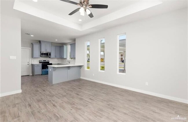 Building Photo - 7 Northwestern Ave