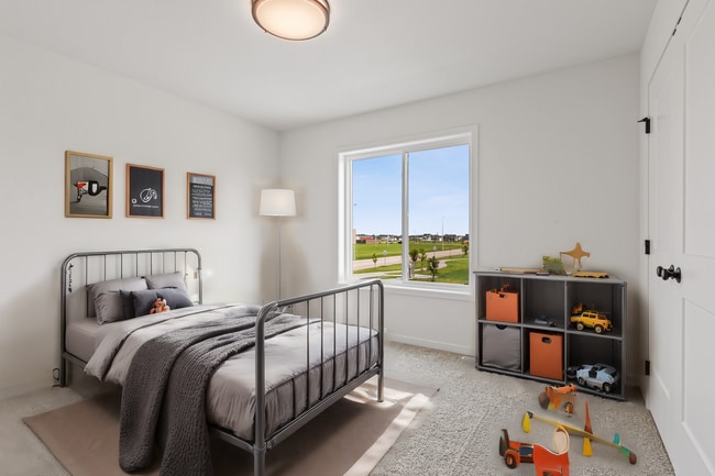 Building Photo - 4-bedroom, 3-bathroom South Fargo Single-F...