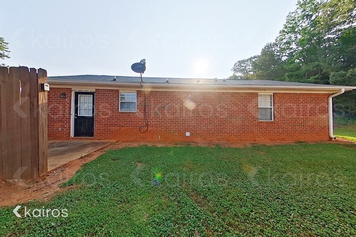 Building Photo - 200 Deer Pkwy