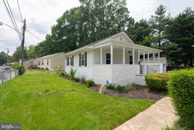 Building Photo - 107 Ellerbe Dr