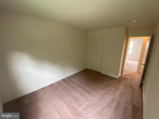 Building Photo - 10910 Coreys Way