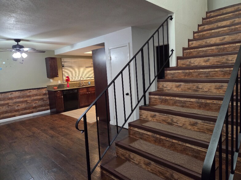 Building Photo - 514 Coronado Ave