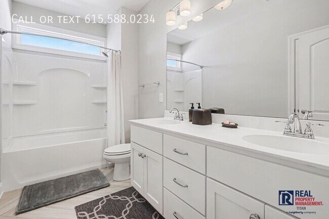 Building Photo - 273 Rich Cir