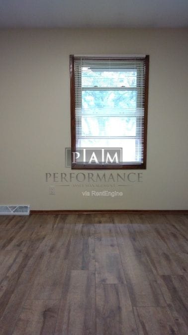 Building Photo - 8249 Imperial Dr
