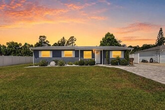 Building Photo - 1330 S Shore Dr
