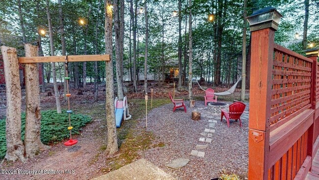 Building Photo - 2823 Fairhaven Dr
