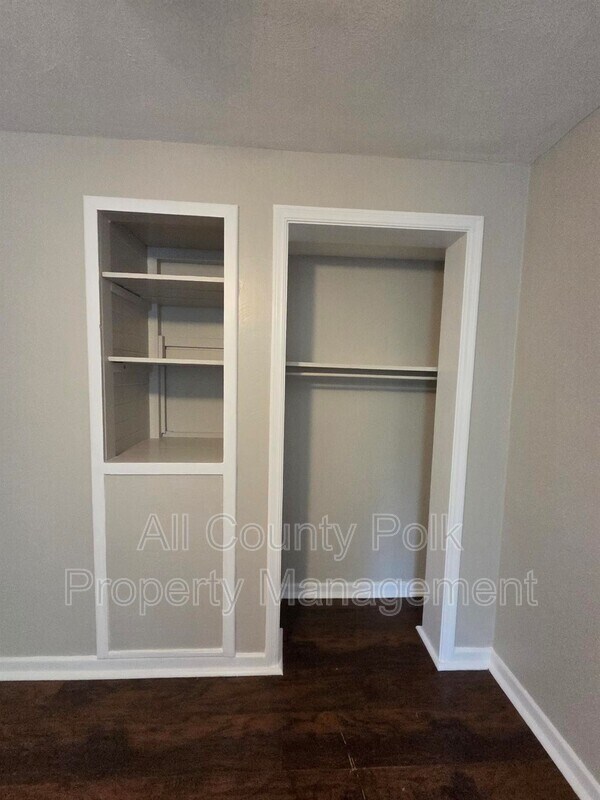Building Photo - 103 Colonial Dr